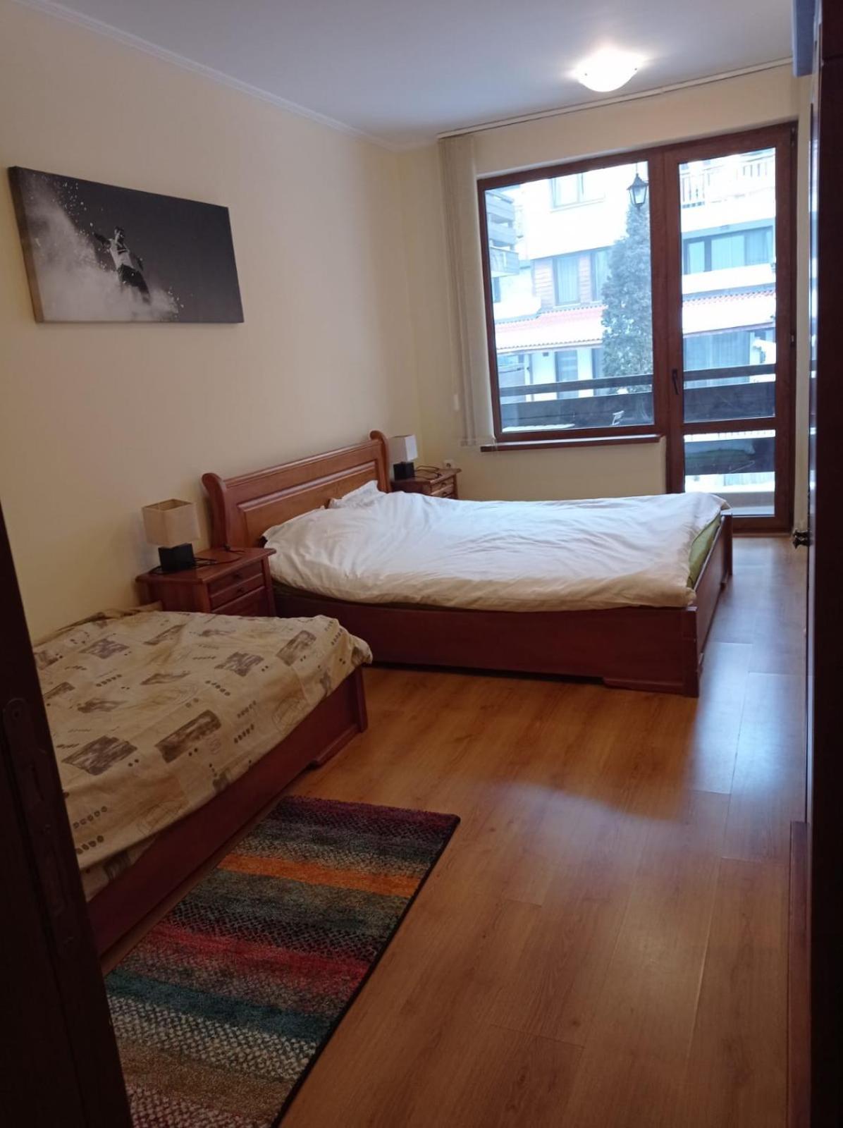 Pine Tree Apartment 3 - B3 Банско Экстерьер фото