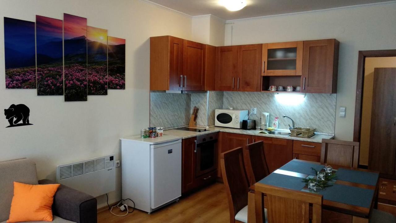 Pine Tree Apartment 3 - B3 Банско Экстерьер фото