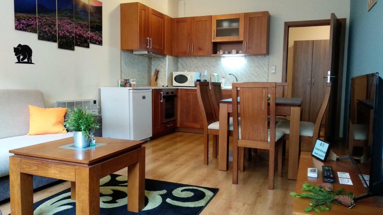 Pine Tree Apartment 3 - B3 Банско Экстерьер фото