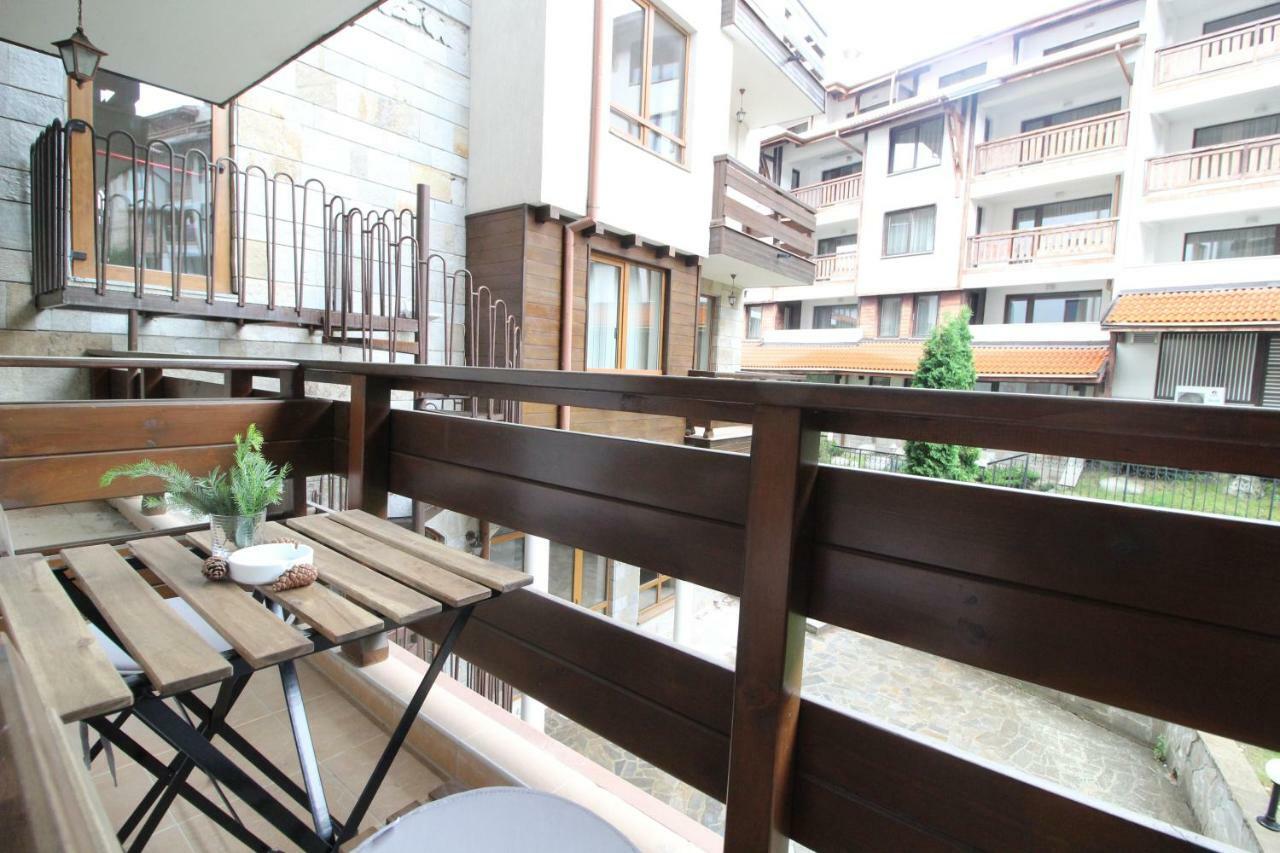 Pine Tree Apartment 3 - B3 Банско Экстерьер фото