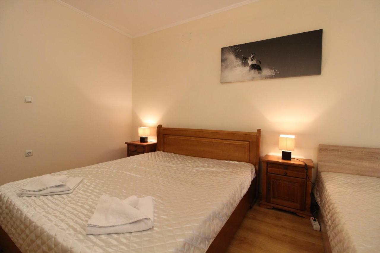 Pine Tree Apartment 3 - B3 Банско Экстерьер фото